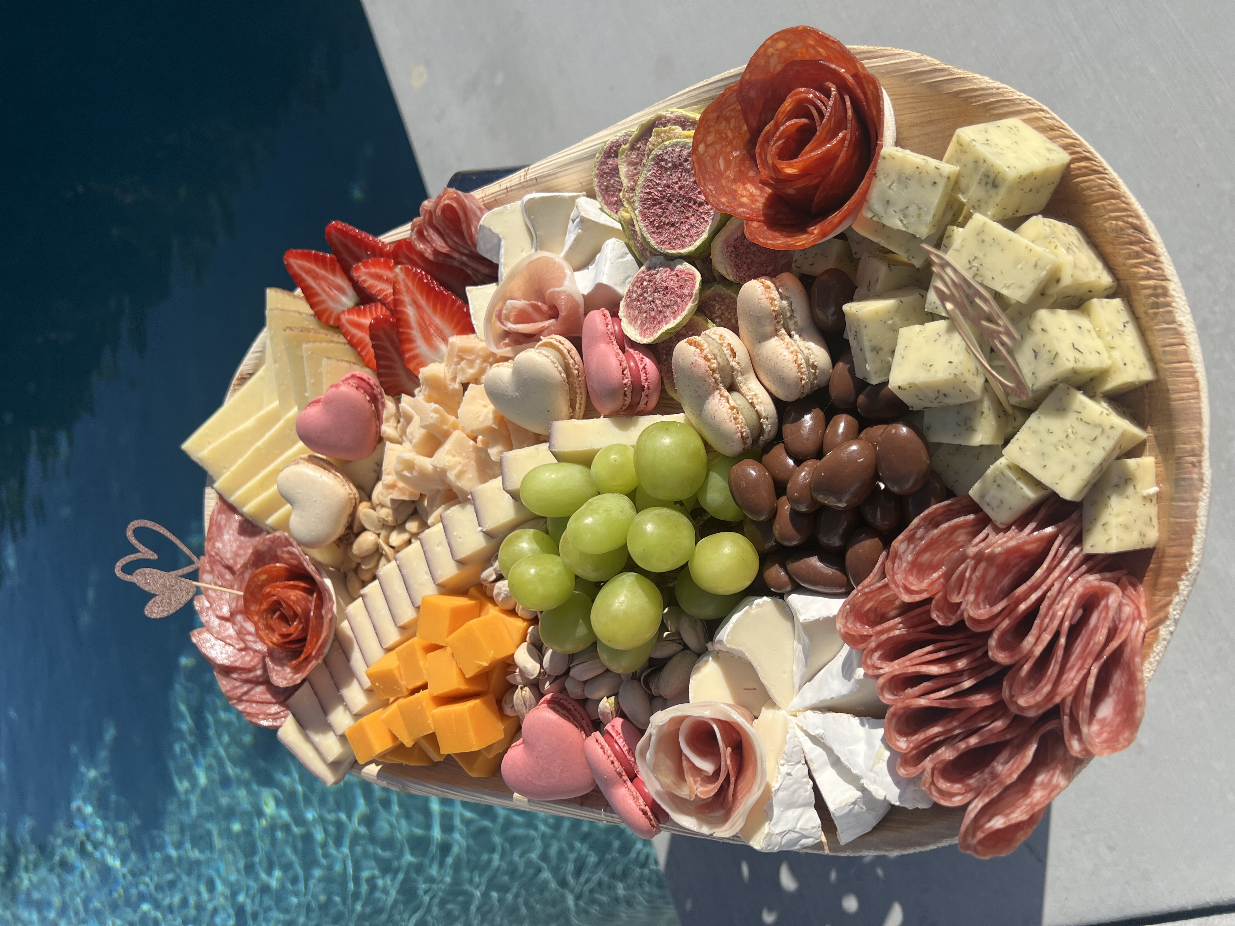 Large snack tray example